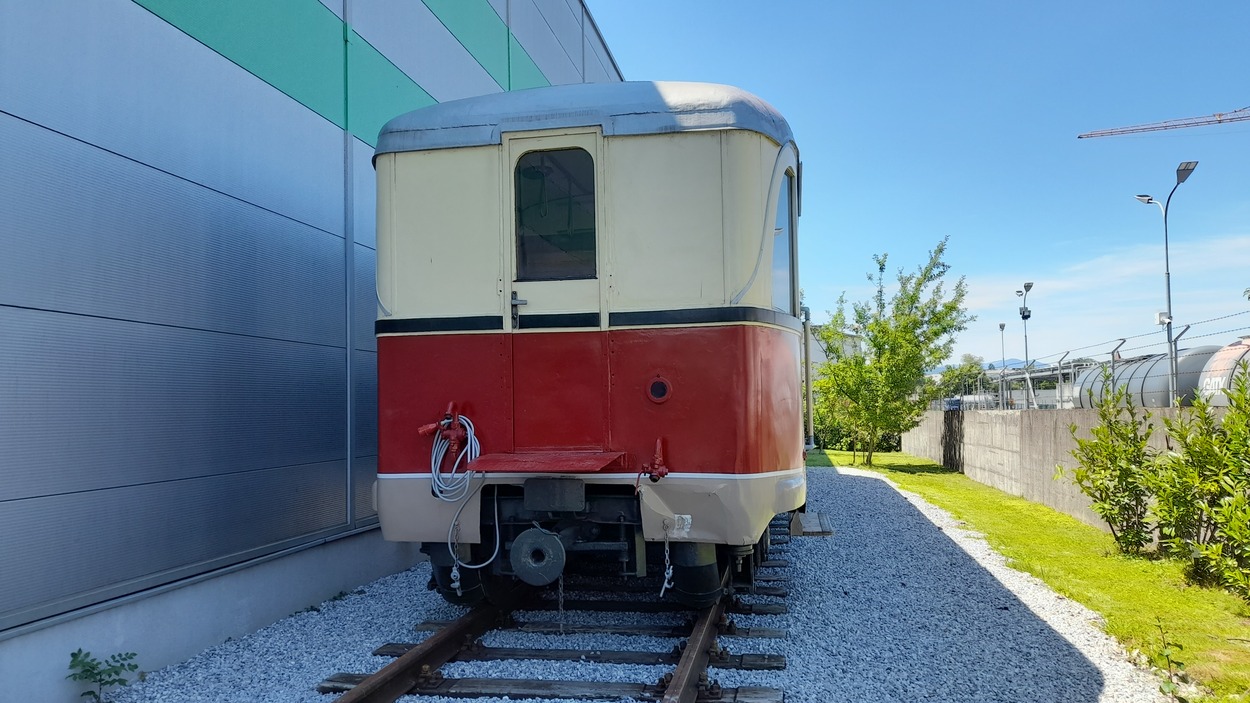 SLB Beiwagen 303 wieder in Salzburg