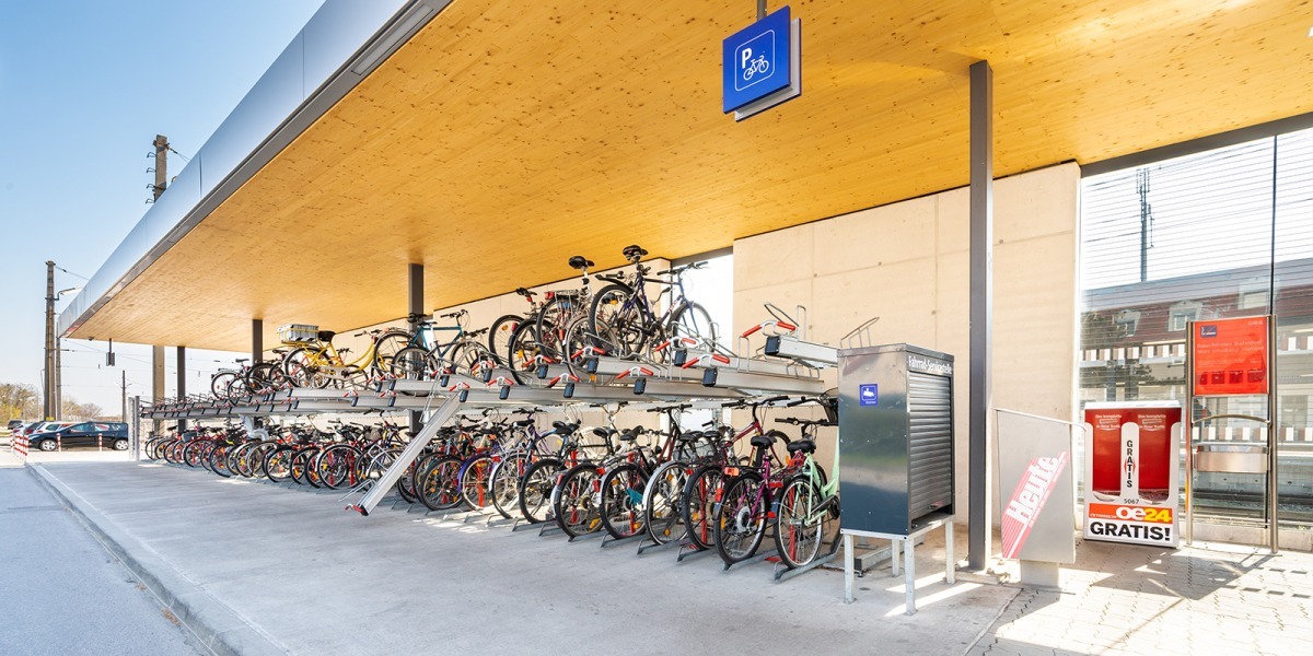 Fahrradabstellanlage am Bahnhof