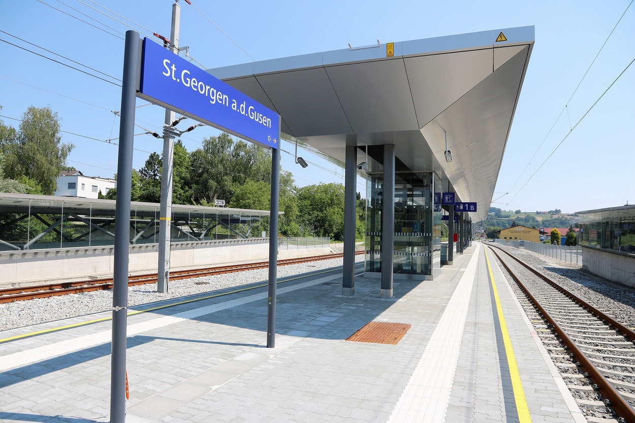 Bahnhof St. Georgen an der Gusen in Luftenberg