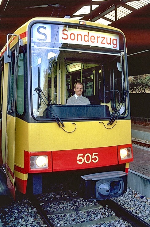 Erste Exkursion der Salzburger zum "Karlsruher Modell" Pfingsten 1996 Zweisystem-Triebwwagen auf Albtalbahn und DB-Strecken