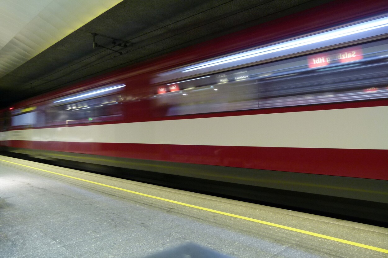 Der Salzburger Lokalbahnhof, seit 1999 in Tieflage