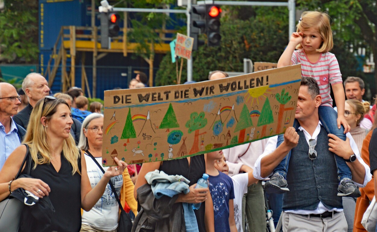 "Fridays For Future" Kids demonstrieren