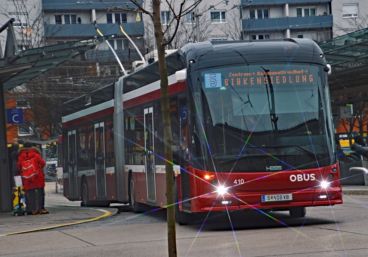 Hess-Obus mit Akku für stromlosen Bereich Grödig