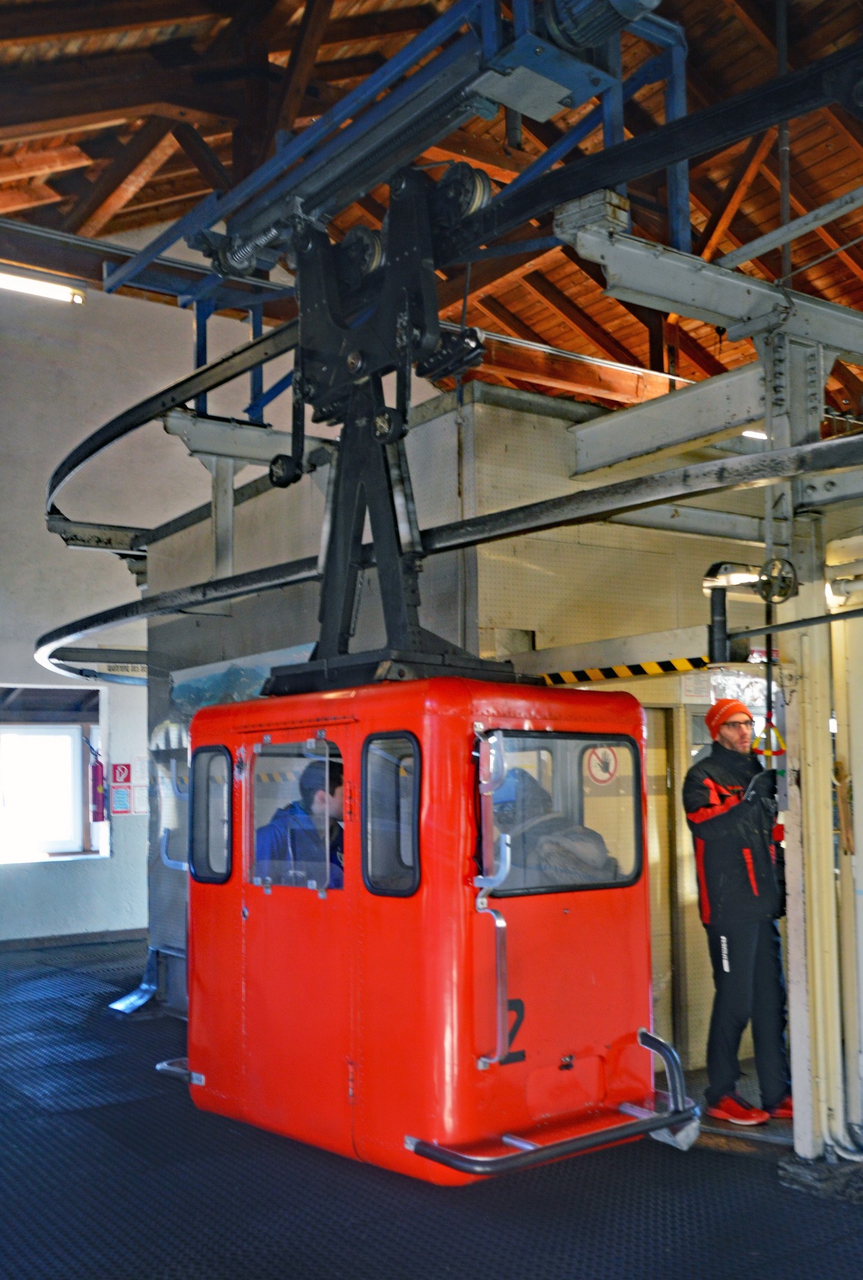 Talstation St.Gilgen neben dem alten Ischlerbahnhof bzw. heute beim Busterminal