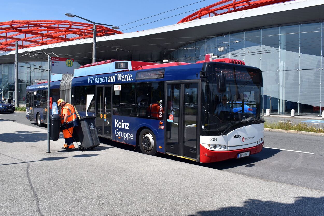 Obus Linie 9 Salzburg AG am Europark