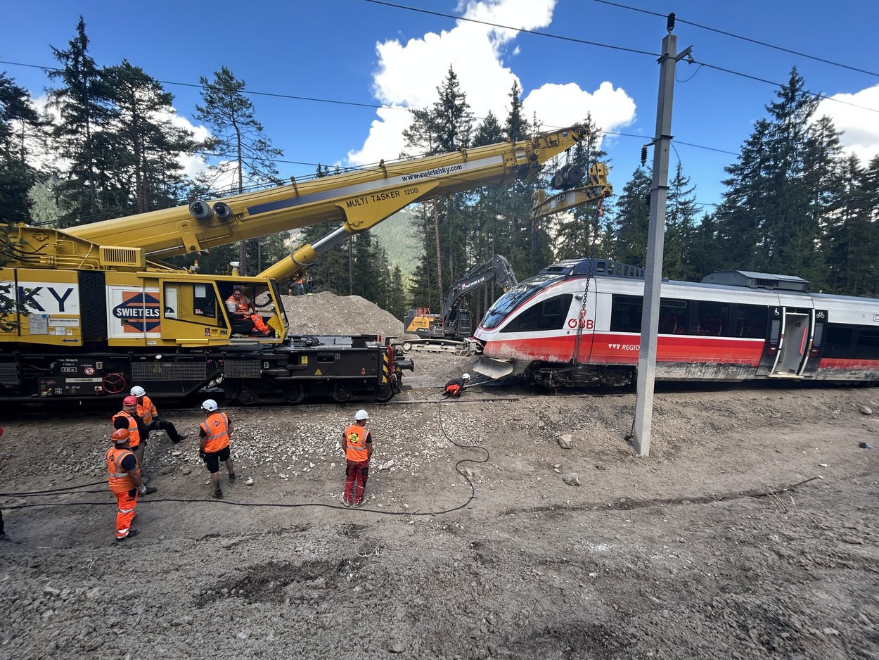 Bergung des Zuges auf der Karwendelstrecke