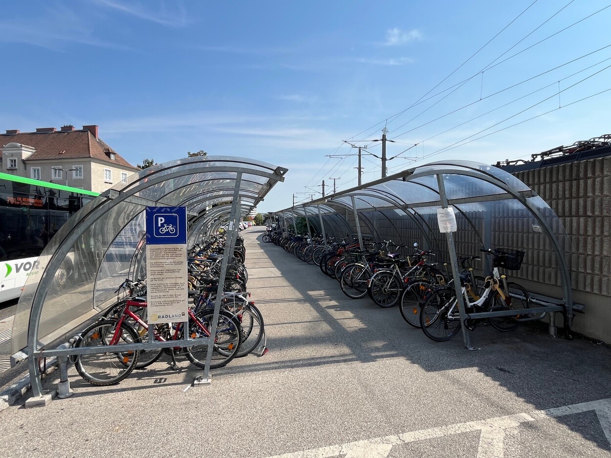 Bike&Ride am Bahnhof Krems an der Donau