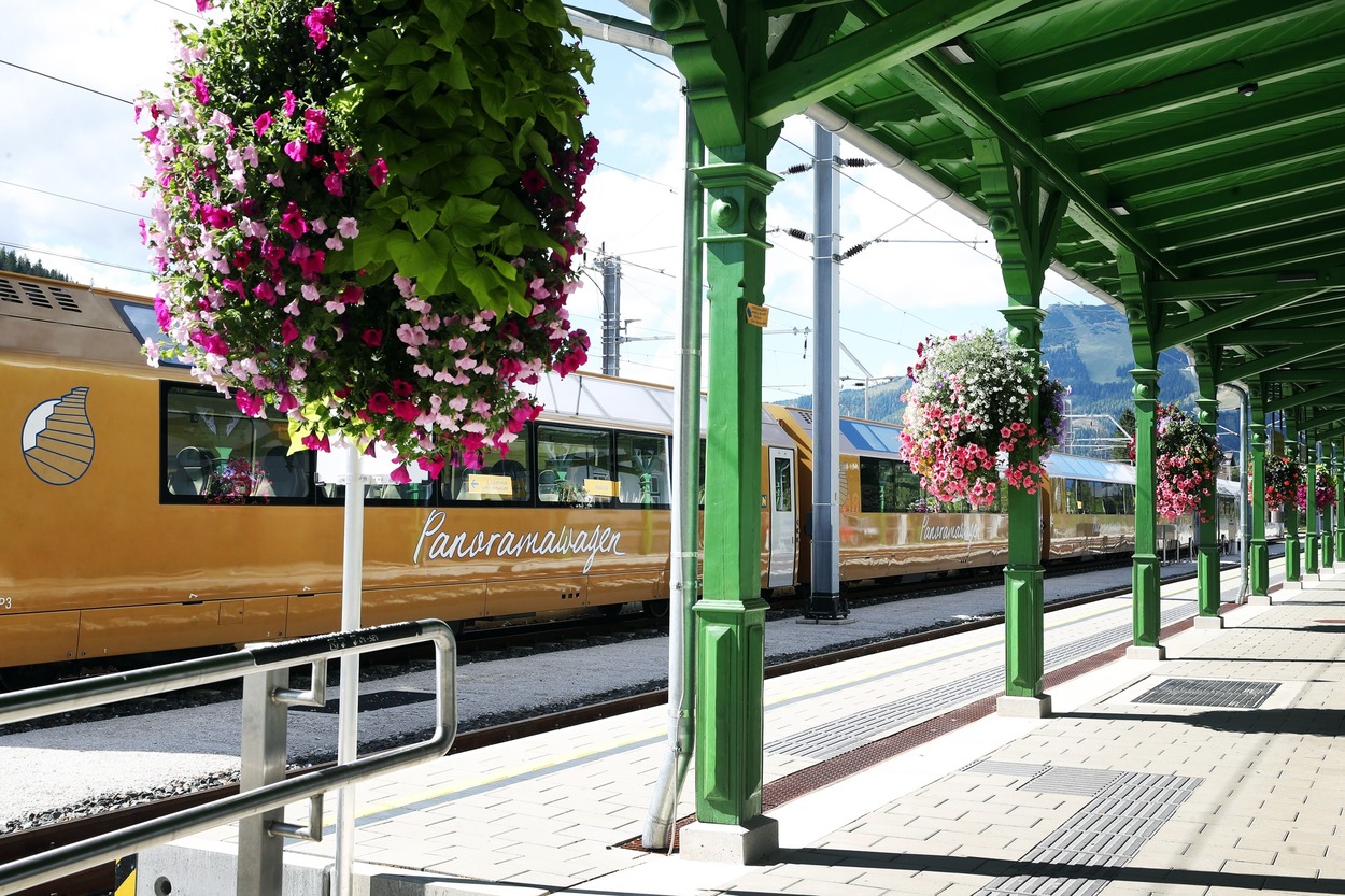  Panoramawagen der Mariazellerbahn