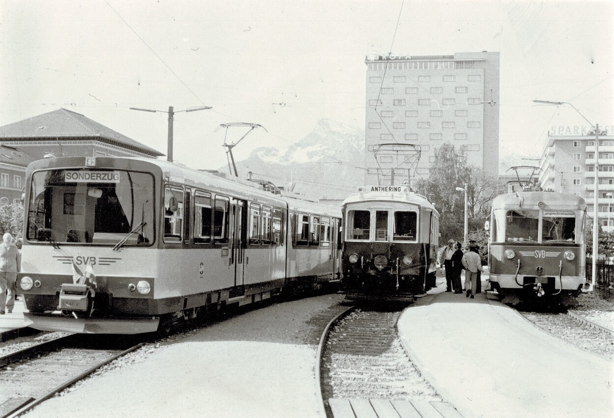 75 Jahre Salzburger Lokalbahn 1984 Fahrzeugparade Salzburg Lokalbahnhof