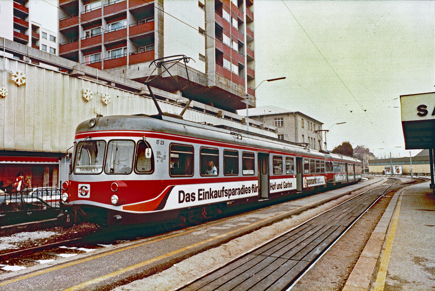 "Silberpfeile" vormals Köln-Bonner-Eisenbahn in Salzburg Lokalbahnhof