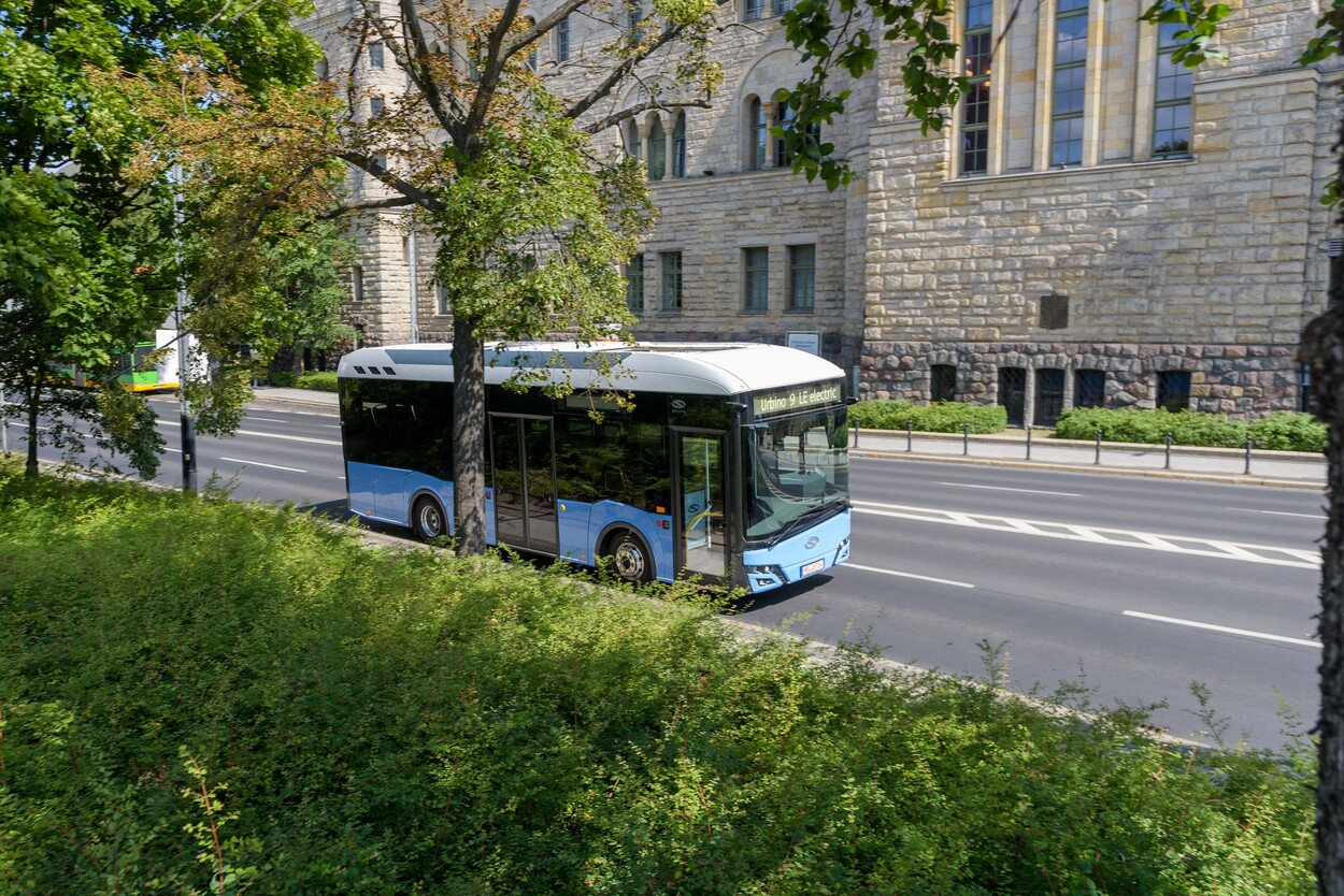 ÖBB Postbus schließt einen weiteren Rahmenvertrag über die Lieferung von emissionsfreien Solaris-Bussen